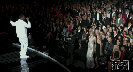 taylor-swift-dancing-3